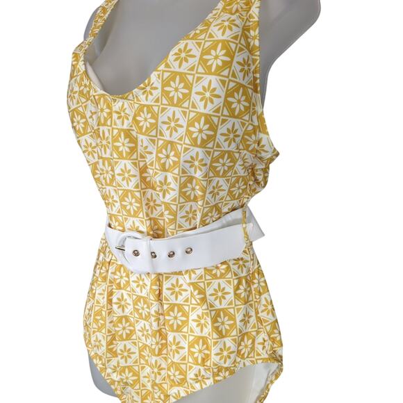 NWOT Mod Cloth The Haley Women's 2X Floral Batik One-Piece Belted Swimsuit Chic - Picture 3 of 7